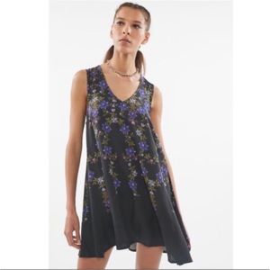 Urban Outfitters Floral Shift Dress